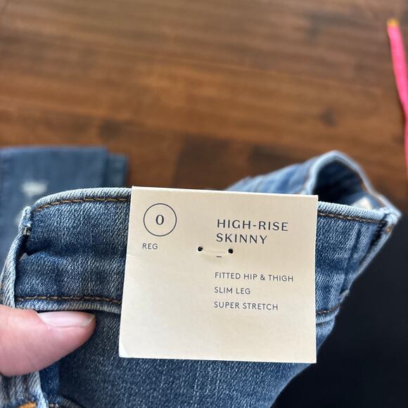 NWT Universal Thread High Rise Skinny Slim Leg Ripped Jeans‎ Stretch Women 0 R - Picture 5 of 8